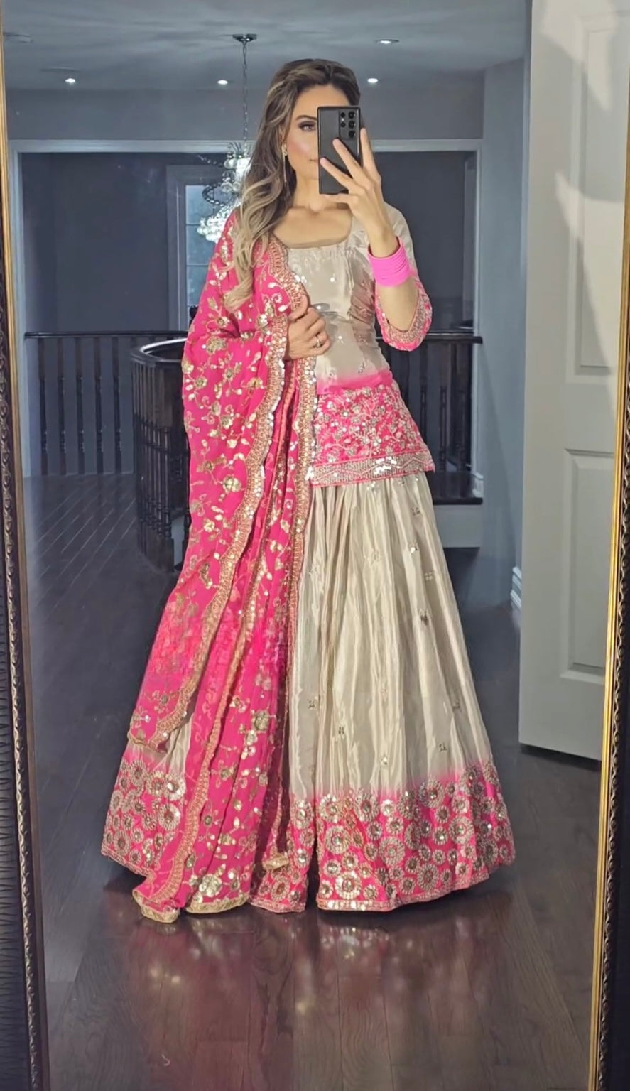 *Presenting New Designers Lehenga -Top In New Fancy Style*