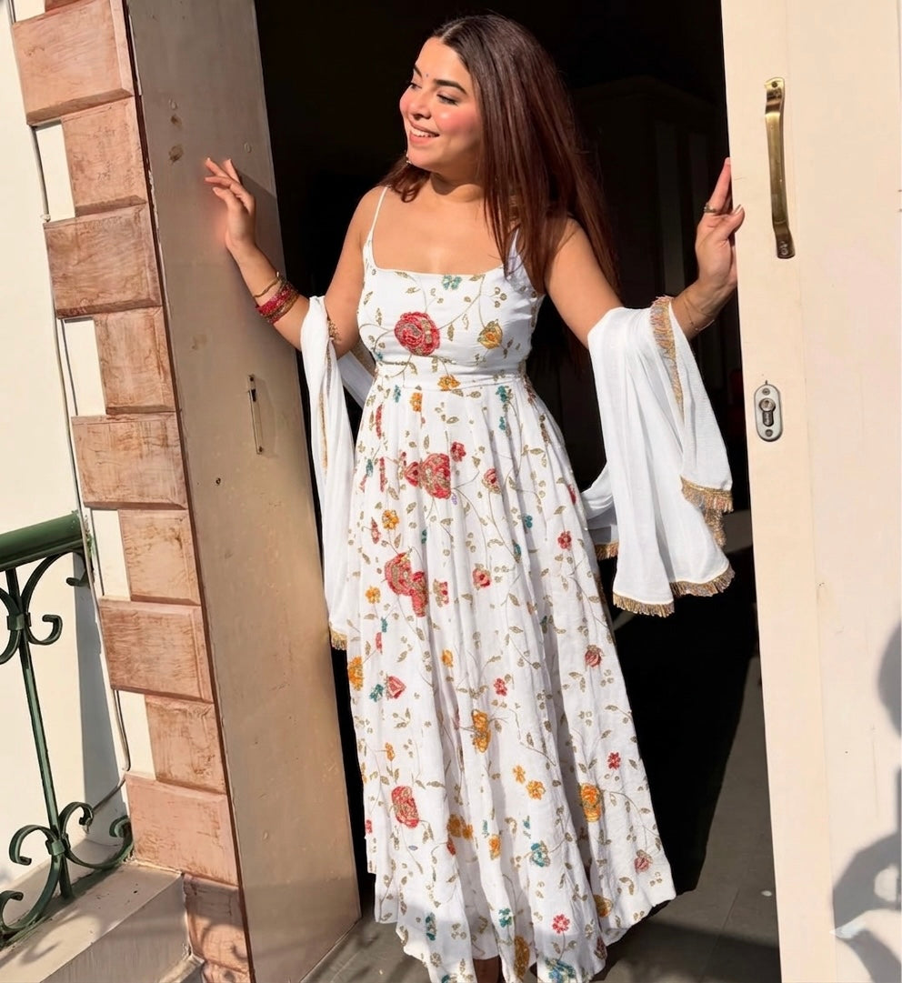 Sunlit Elegance Redefining Luxury Indian Ethnic Fashion With Timeless Grace ✨