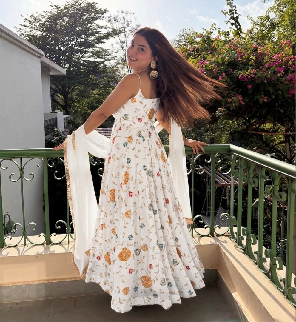 Sunlit Elegance Redefining Luxury Indian Ethnic Fashion With Timeless Grace ✨