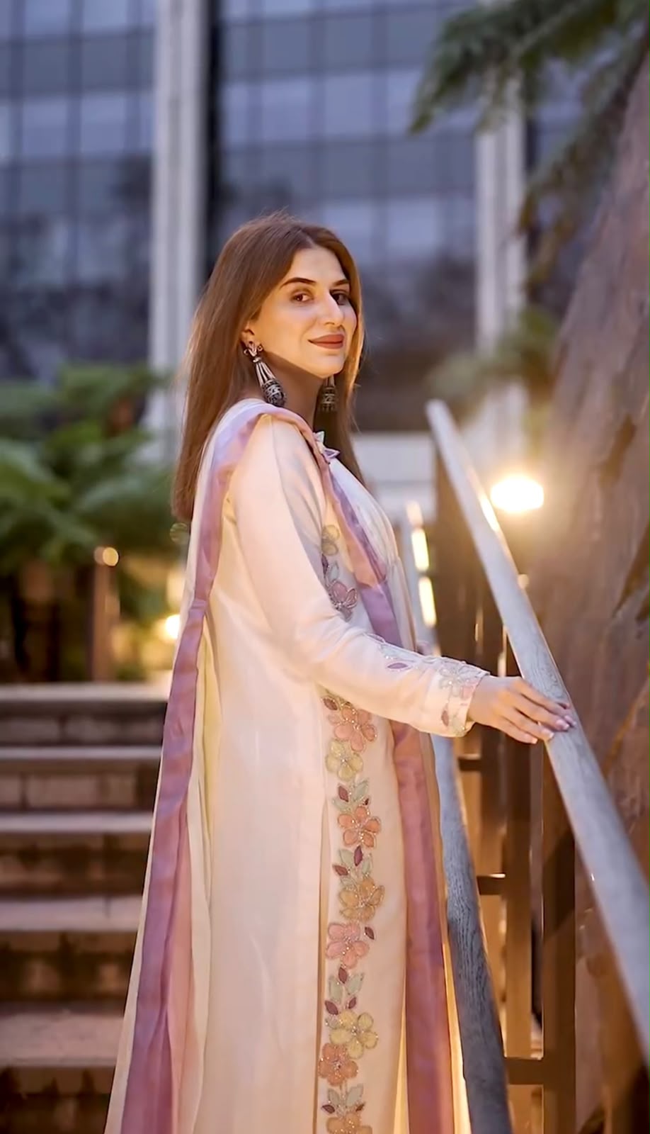 Peach Floral Embroidered Straight Suit Set with Straight Pants & Dupatta