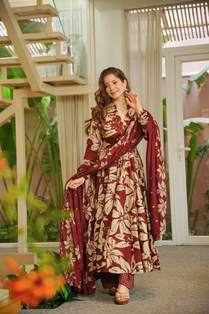 Classic Ethnic Glam in Black & Beige