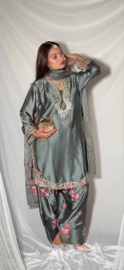 Luxury Ivory Ethnic Suit with Rose Embroidery.