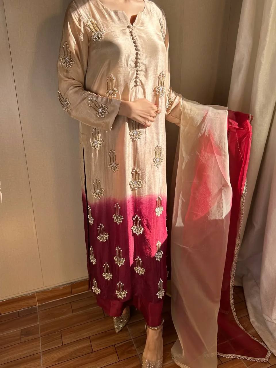 Graceful ethnic look with rich maroon dupatta and classy beige kurta vibes