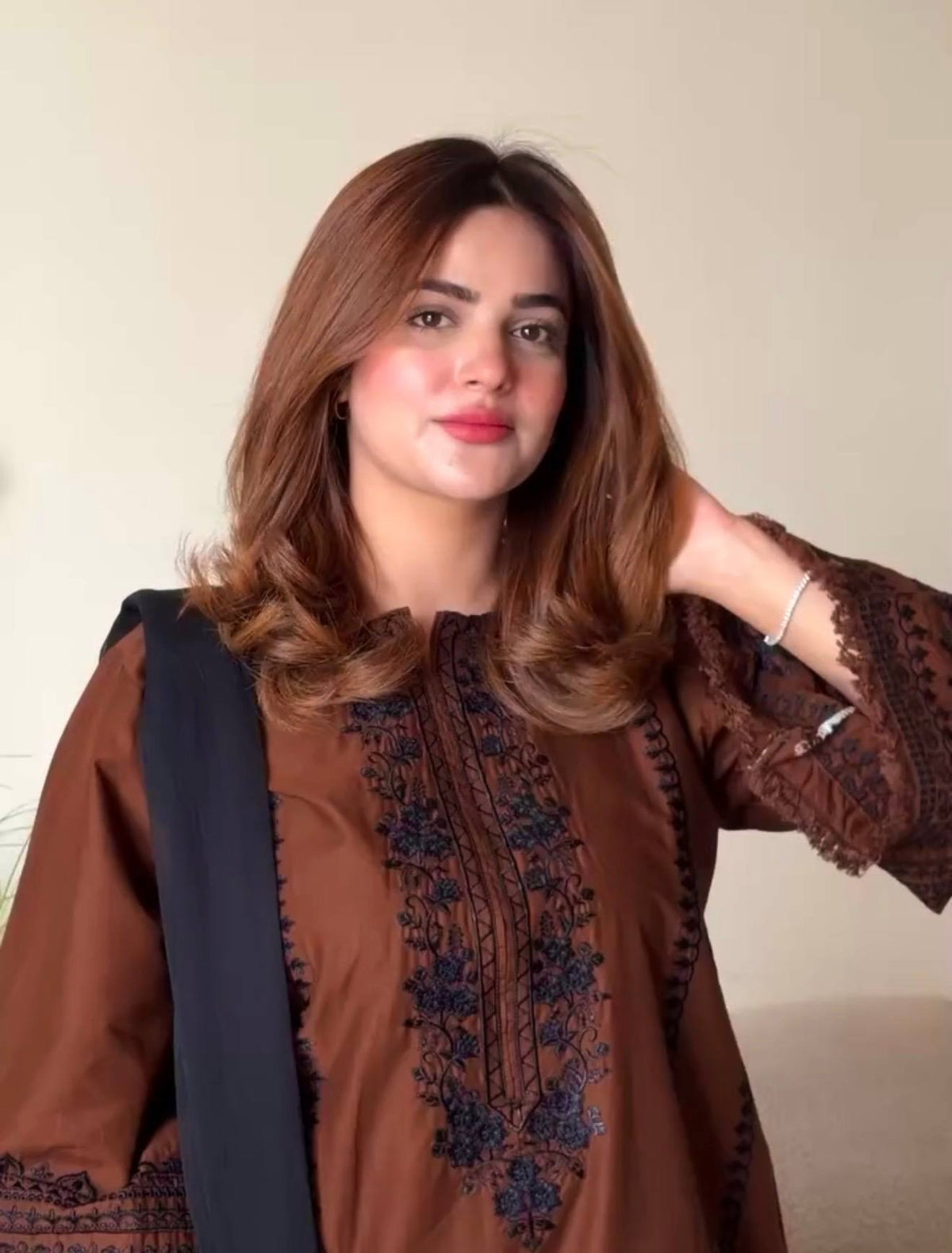 Women's Coffee Brown Embroidered Straight Kurta Set with Black Dupatta & Straight Pants