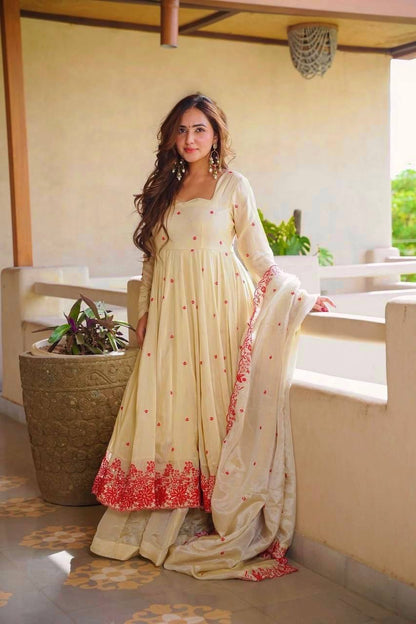 Women's Cream Floral Embroidered Anarkali Kurta Set with Dupatta