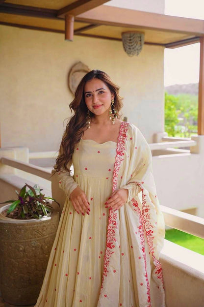 Women's Cream Floral Embroidered Anarkali Kurta Set with Dupatta
