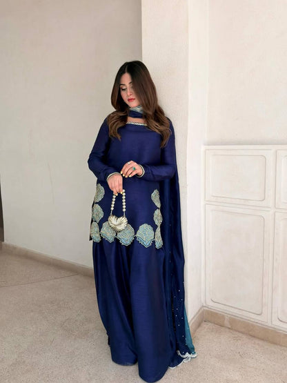 A stunning traditional look blending sophistication style beauty and confidence perfectly