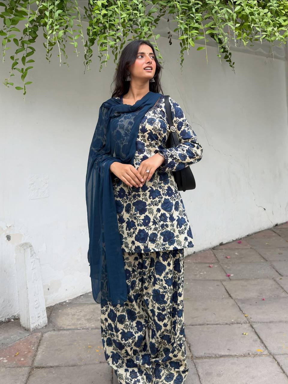 Elegant Cotton Floral Print Ethnic Kurta Set for Women