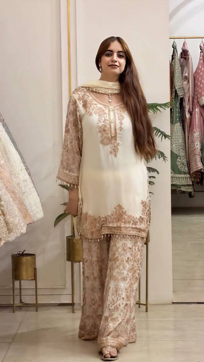 Women’s Straight Kurta with Pants & Matching Dupatta 3-Piece Ethnic Wear