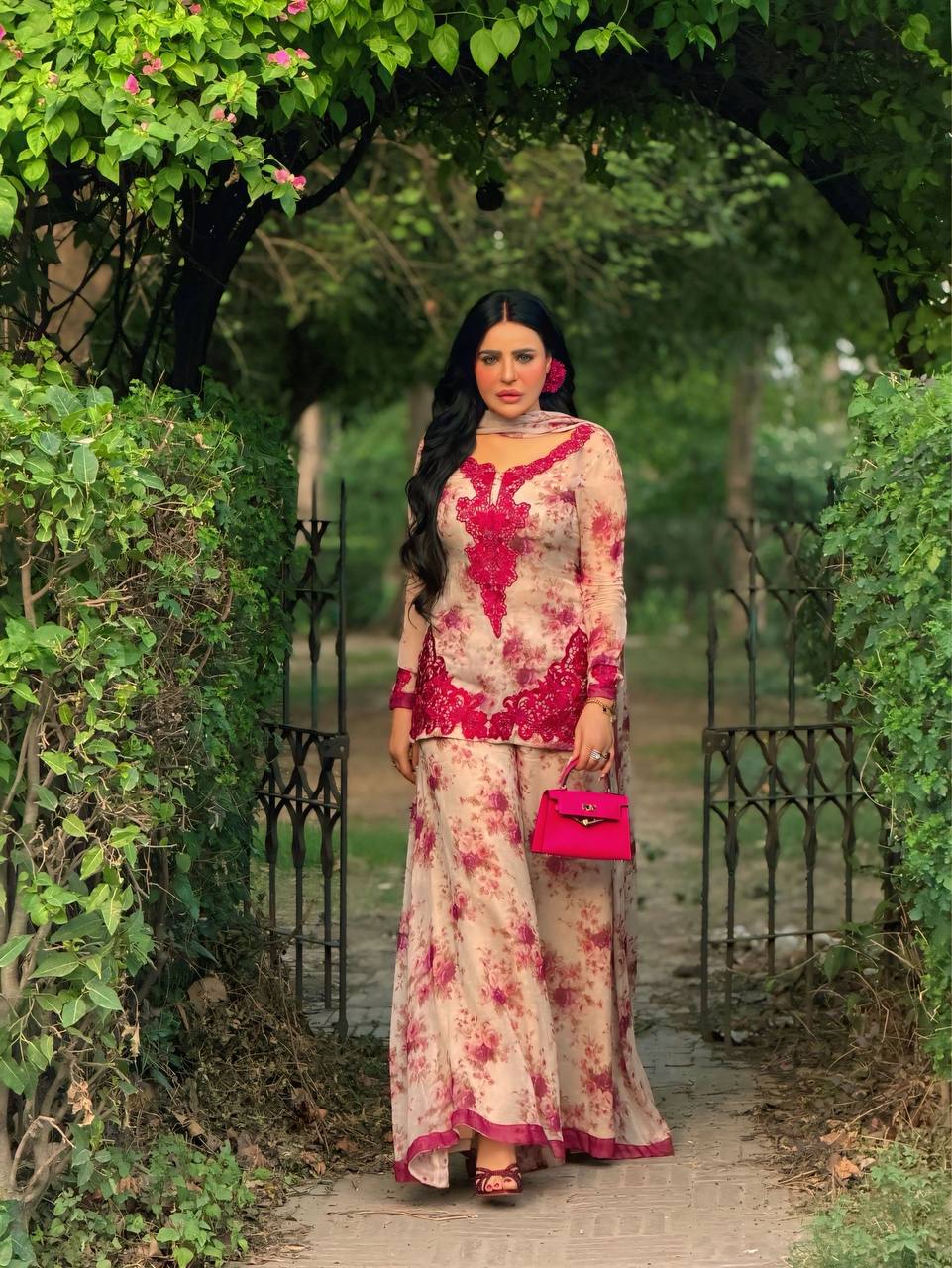 Women’s Beige Floral Printed Pakistani Suit Set