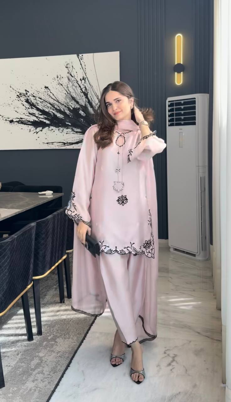 Blush Pink Embroidered Lawn Suit with Elegant Dupatta for Festive Summer Fashion